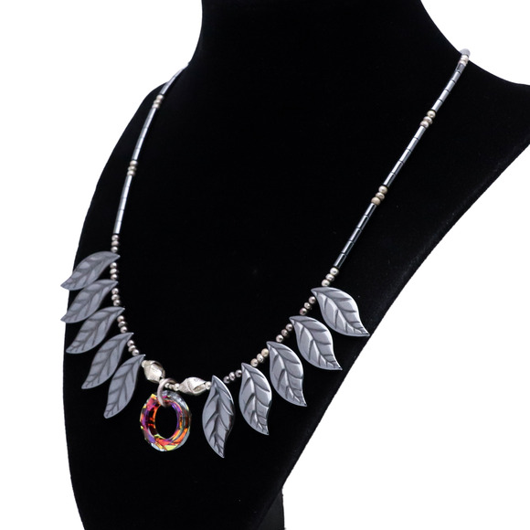Vintage 925 Artisan Leaf Bib Necklace | Iridescent Crystal & Hematite | 19” - Picture 9 of 12